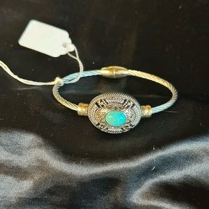 Western Style Magnetic Cuff Bracelet